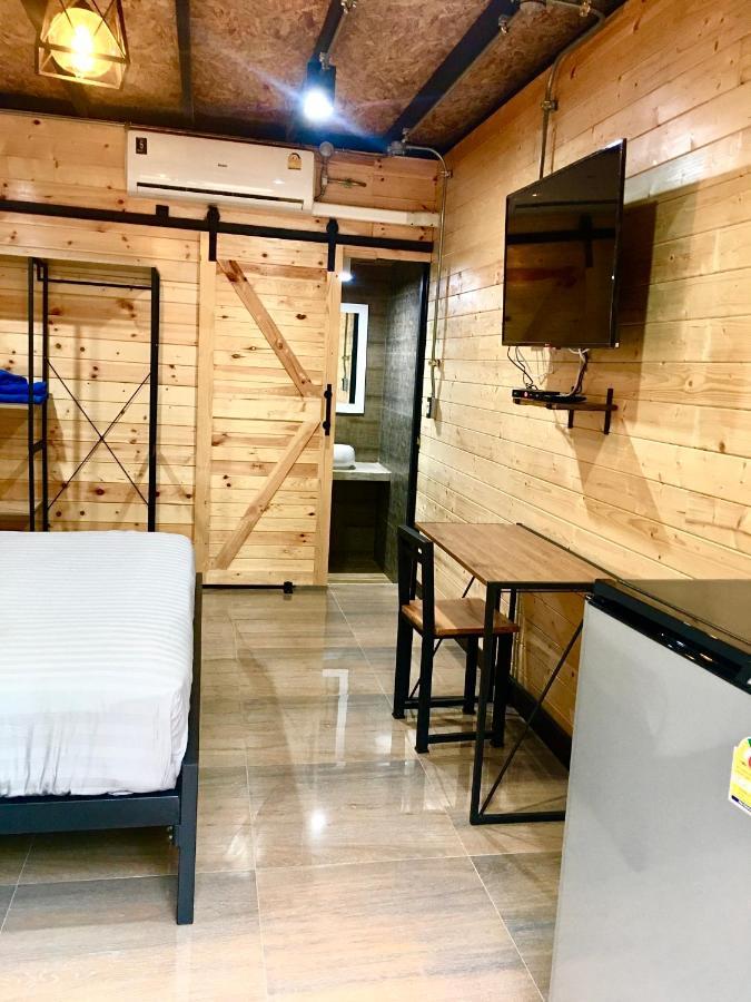 The Loft Resort Kabin Buri Экстерьер фото