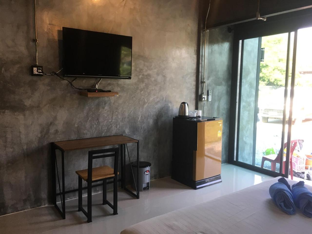 The Loft Resort Kabin Buri Экстерьер фото